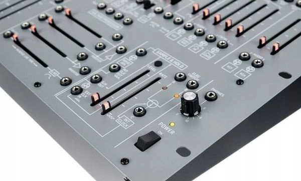 Behringer 2600 GRAY MEANIE analoginis sintezatorius