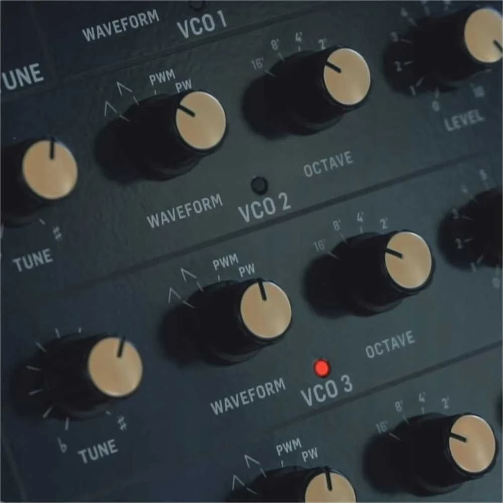 Behringer MONOPOLY analoginis sintezatorius