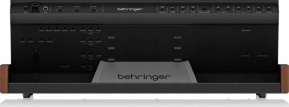Behringer MONOPOLY analoginis sintezatorius