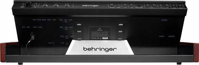 Behringer ODYSSEY analoginis sintezatorius