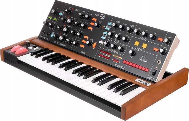 Behringer POLY D - Analoginis sintezatorius