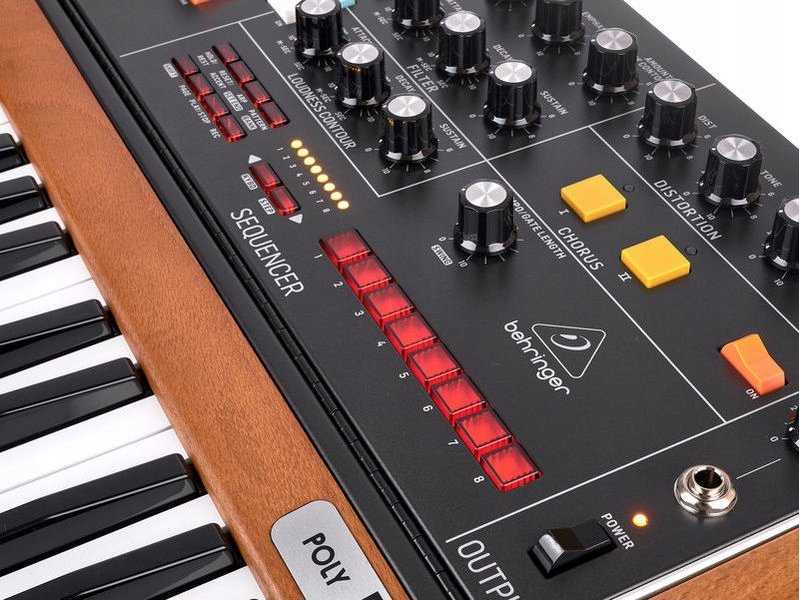 Behringer POLY D - Analoginis sintezatorius