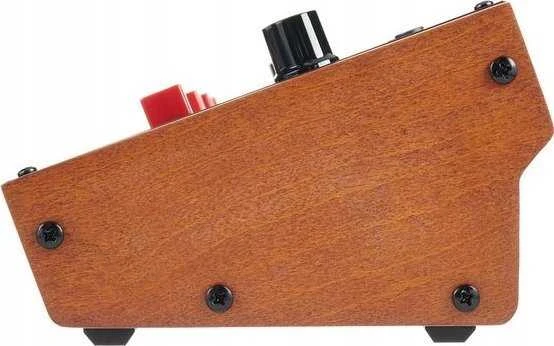Behringer SOLINA STRING ENSEMBLE Analoginis sintezatorius