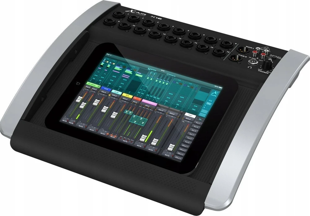 Behringer X18 garso pultas, 18 kanalų