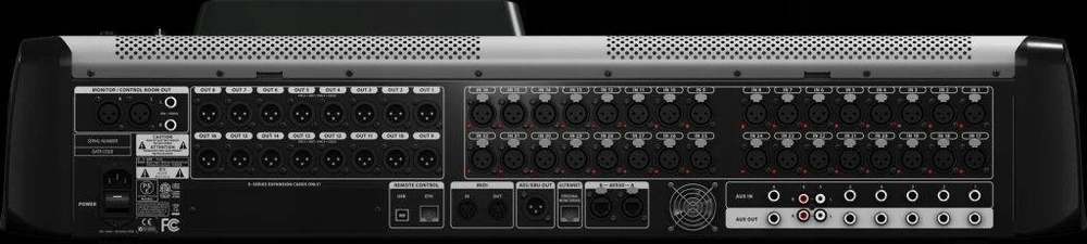 Behringer X32 garso pultas, 40 kanalų, 10–22 000 Hz, juodas
