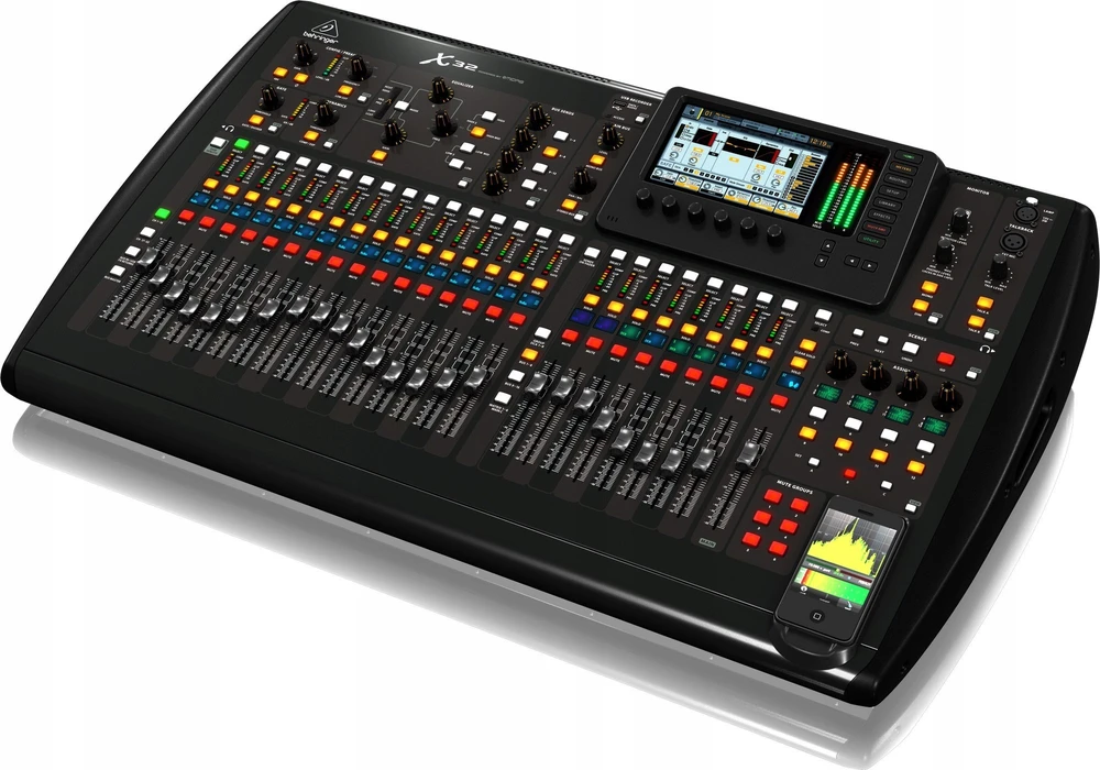 Behringer X32 garso pultas, 40 kanalų, 10–22 000 Hz, juodas
