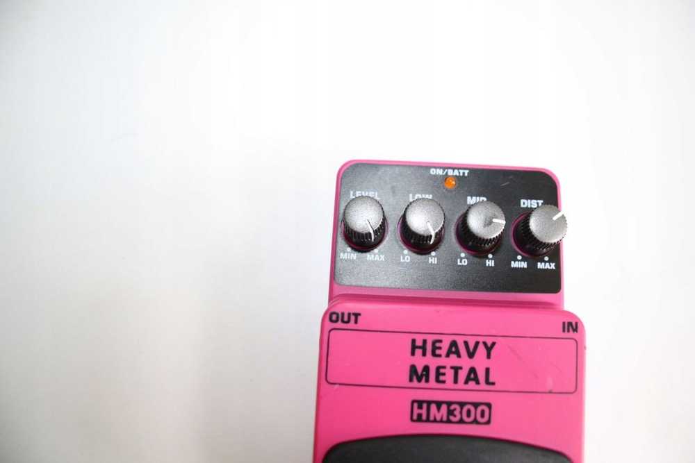 Behringer HM300