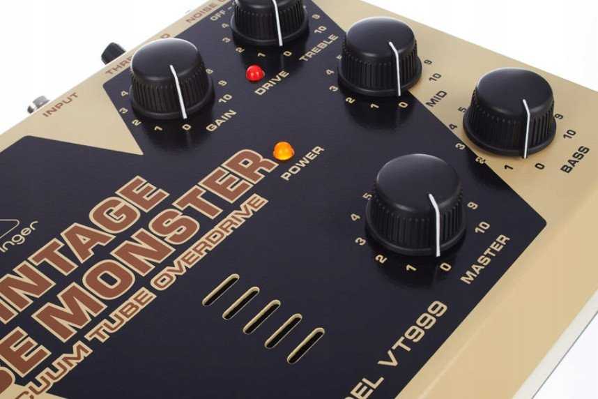 Behringer VT999