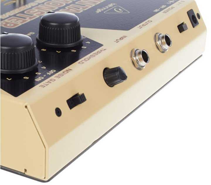 Behringer VT999