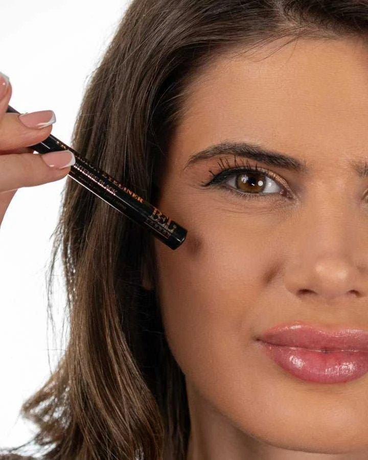 Bel London Precision Atsparus vandeniui Colour Long Lasting Gel Pieštukas Akių apvadas Intense Juodas 1.2 ml