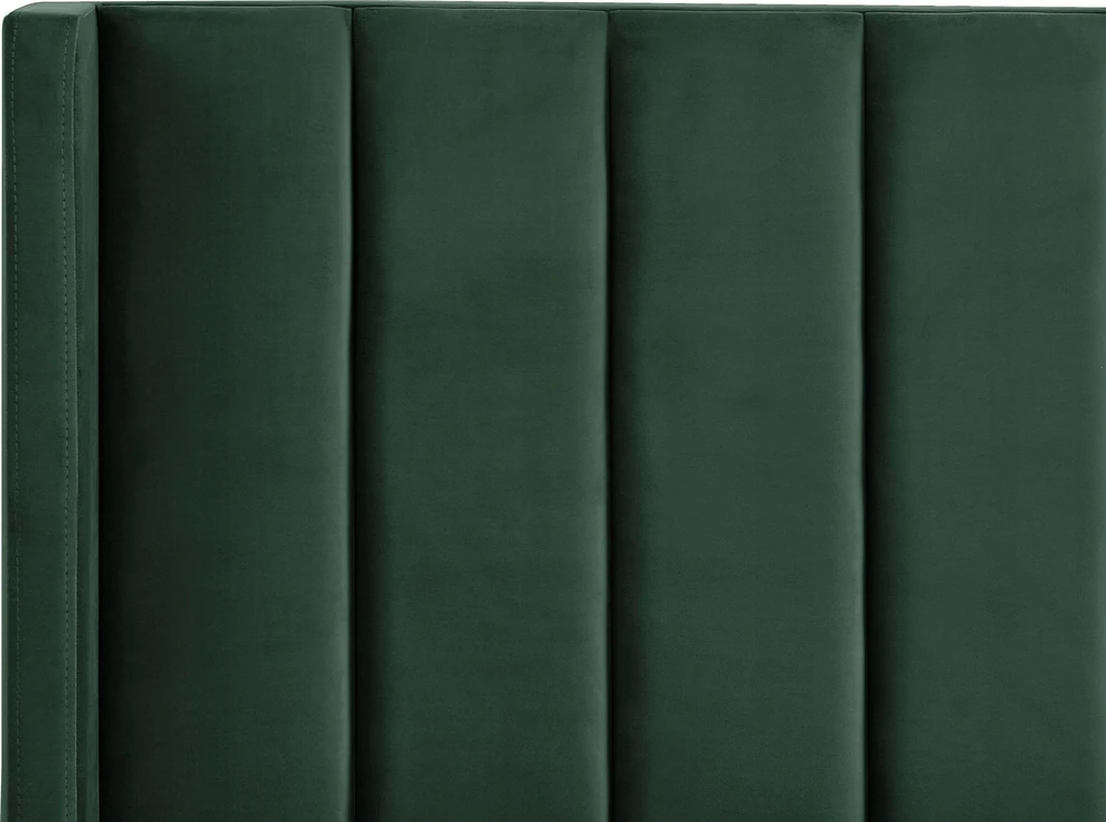 Beliani VILLETTE veliūrinė lova 140 x 200 cm tamsiai žalia