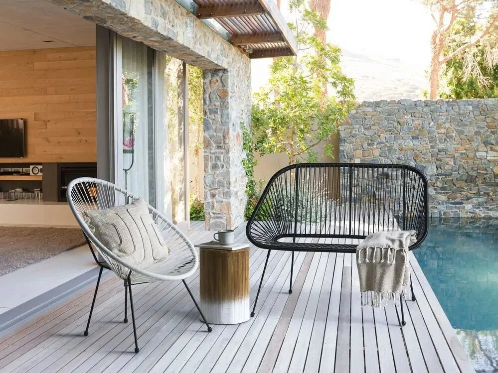 Beliani Sodo suolelis ACAPULCO II 113 cm iš technorattano, juodas