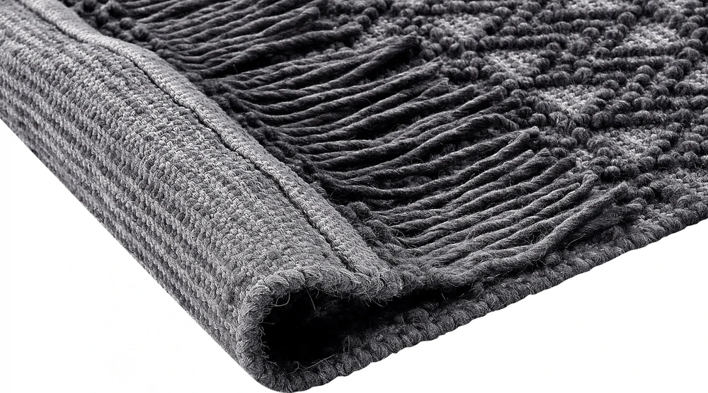 Beliani Kilimas ALUCRA Juodas 160 x 230 cm Vilna