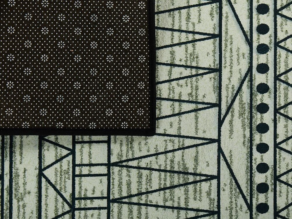 Beliani Kilimas KEBAN juodas 80 x 150 cm