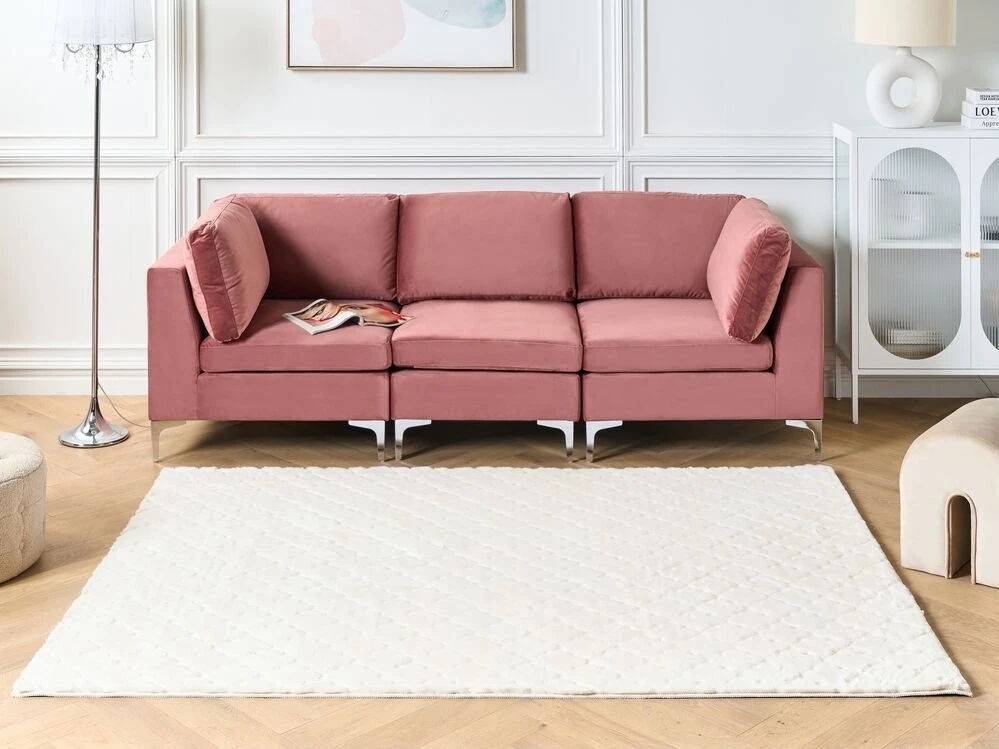 Beliani Dirbtinio kailio kilimas GHARO baltas 160 x 230 cm