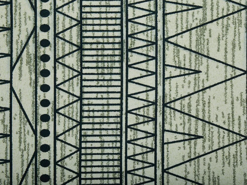 Beliani Kilimas KEBAN juodas 160 x 230 cm