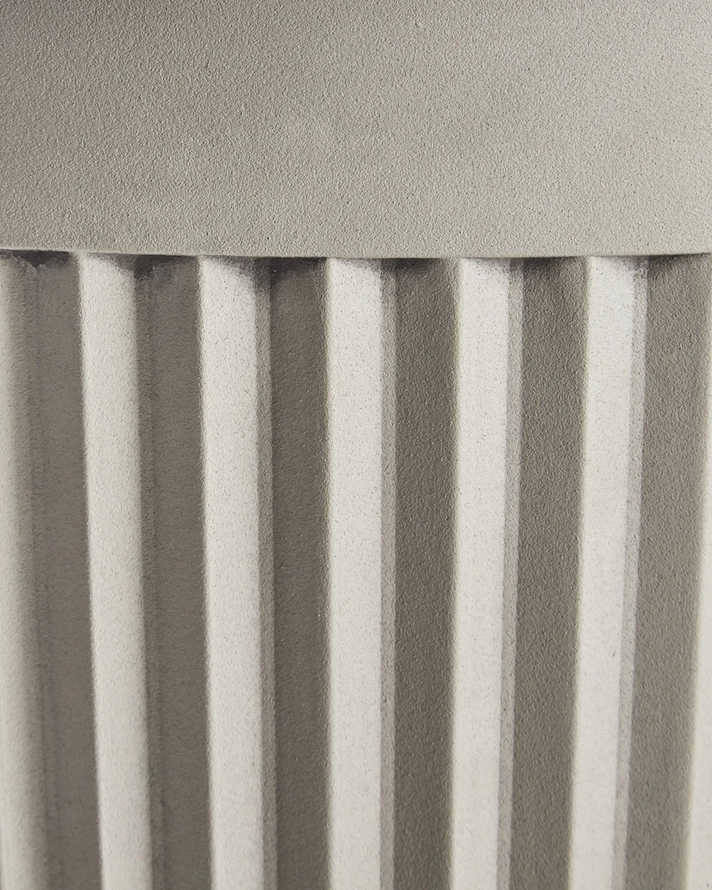 Beliani Gėlių vazonas KOLA 39 cm smėlio spalvos