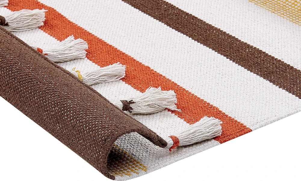 Beliani Kilimas HISARLI 140 x 200 cm rudas medvilninis