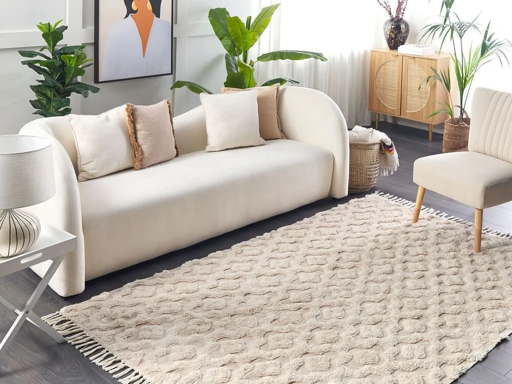 Beliani Kilimas AKSARAY smėlio spalvos 160 x 230 cm medvilninis