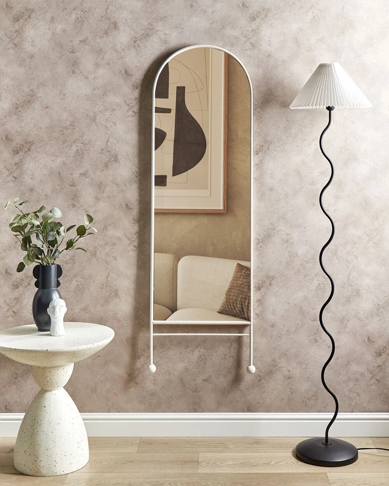 Beliani Sieninis veidrodis JARNAGES 45 cm 145 cm metalinis baltas