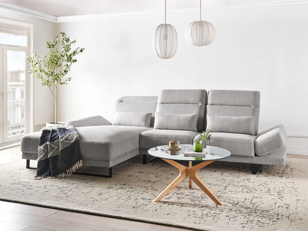 Beliani 4 vietų kampinė sofa IKAST šviesiai pilkos spalvos dešininė