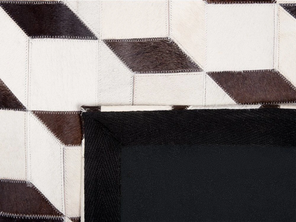 Beliani Kilimas ALPKOY baltos spalvos 140 x 200 cm iš natūralios odos
