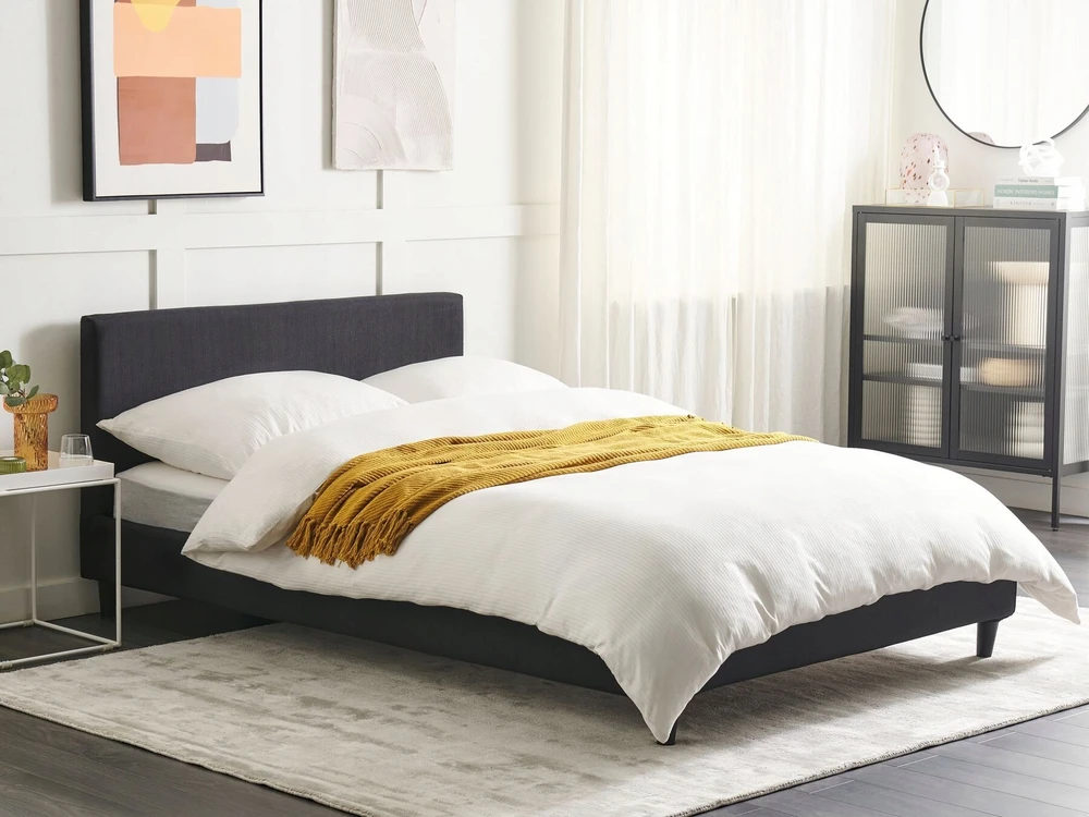 Beliani Lova FITOU 140 x 200 cm juoda