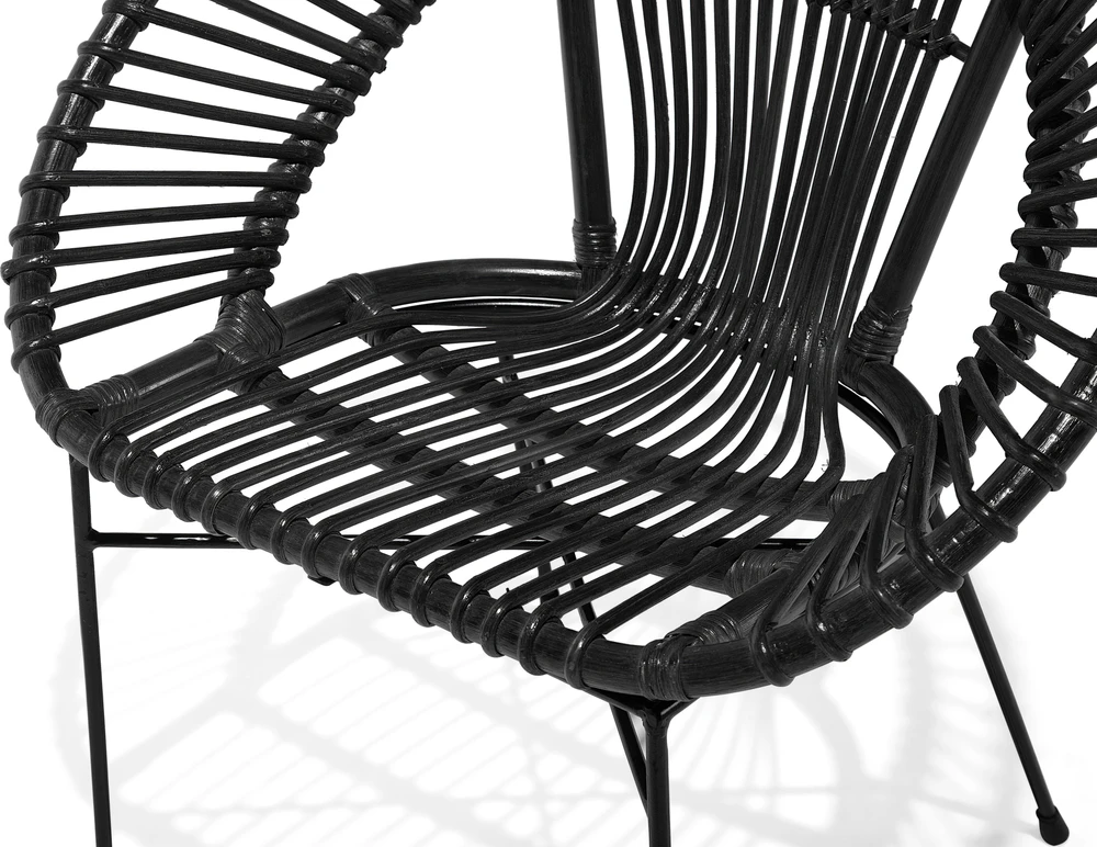 Beliani Valgomojo kėdė SARITA Rattan, juoda