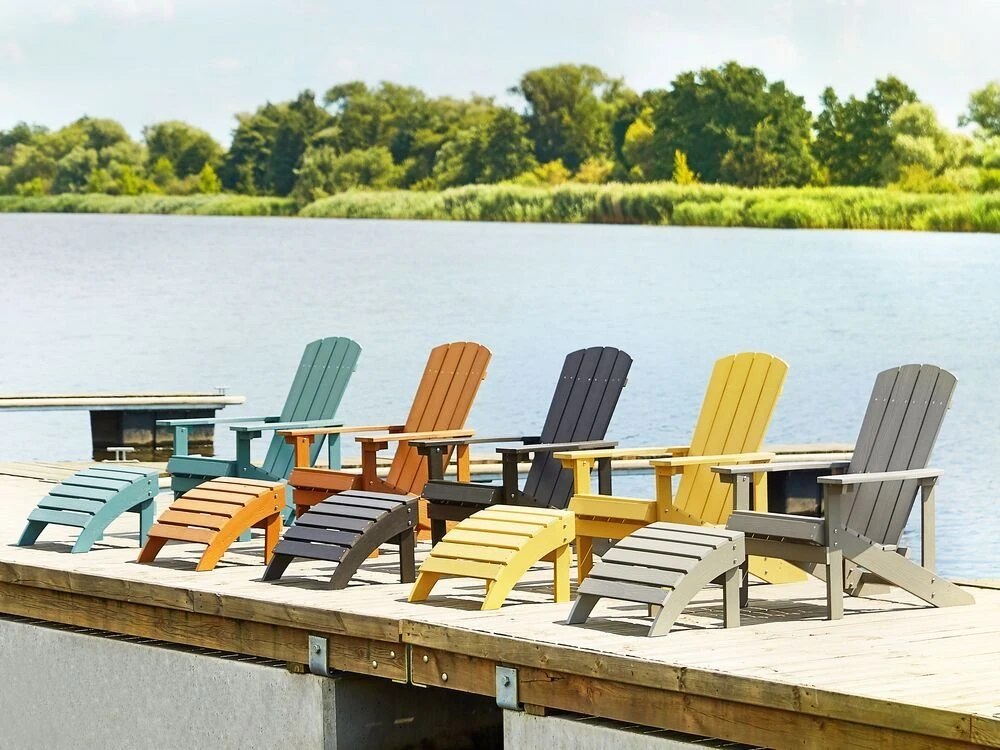 Beliani Sodo kėdė ADIRONDACK su kojų atrama, šviesiai pilka