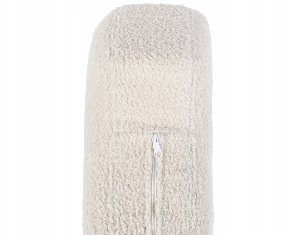 Beliani 2 vietų sofa RATTVIK Boucle kreminės baltos spalvos