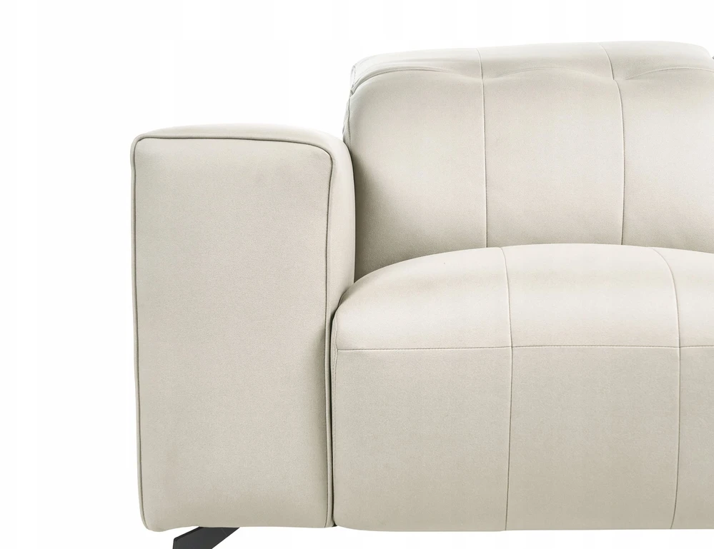 Beliani Trivenė sofa OMMEL šviesiai smėlio spalvos