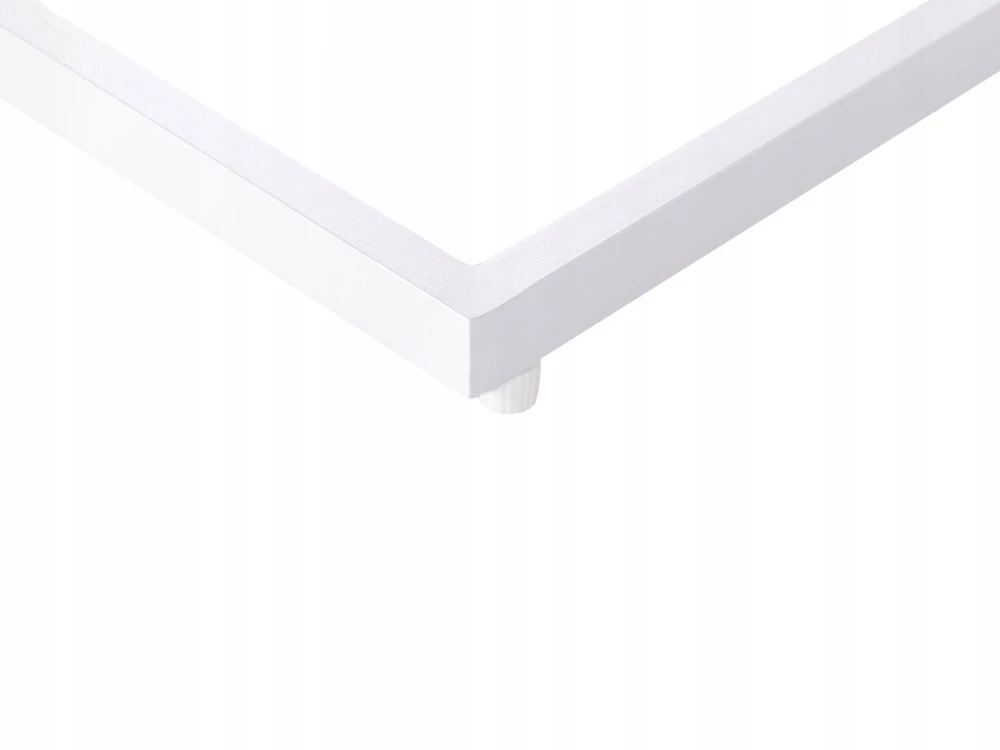Beliani Sodo staliukas MESSINA 60 cm 35 cm baltas
