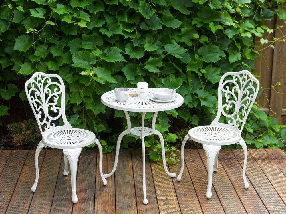 Beliani Staliukas bistro DASCIO 61 cm 61 cm Metal Złamana biel