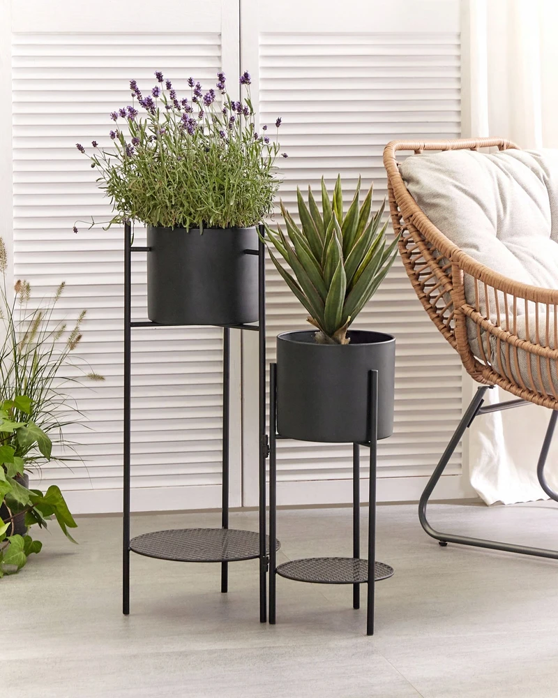Beliani Gėlių stovas ULMUS metalinis, 58 cm, juodas
