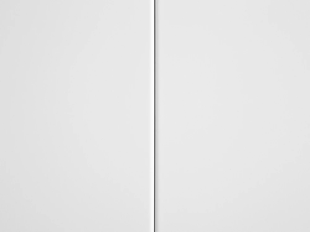 Beliani Vitrina NEWPORT, Metalinė, 115 cm, Balta
