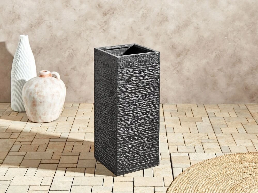 Beliani Gėlių vazonai DION 26 cm juodas
