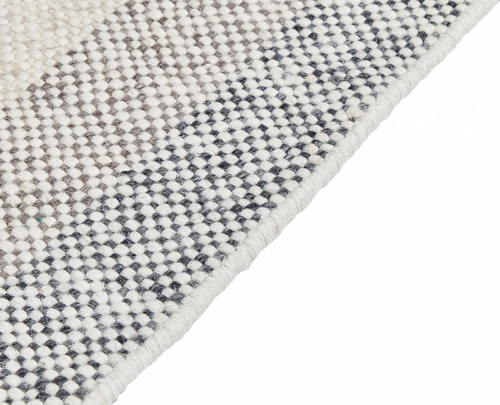 Beliani Kilimas EMIRLER baltas 140 x 200 cm vilnonis