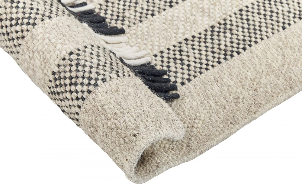 Beliani Kilimas TACETTIN baltas 80 x 150 cm vilnonis