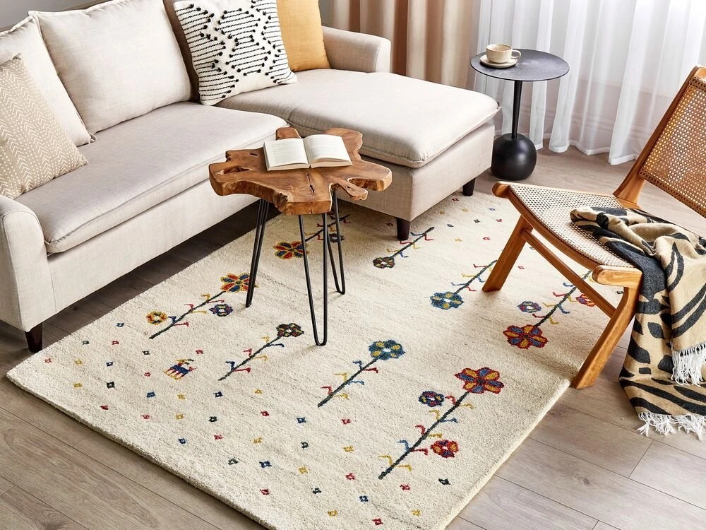 Beliani Kilimas HUSUNLU smėlio spalvos 140 x 200 cm vilnonis Gabbeh