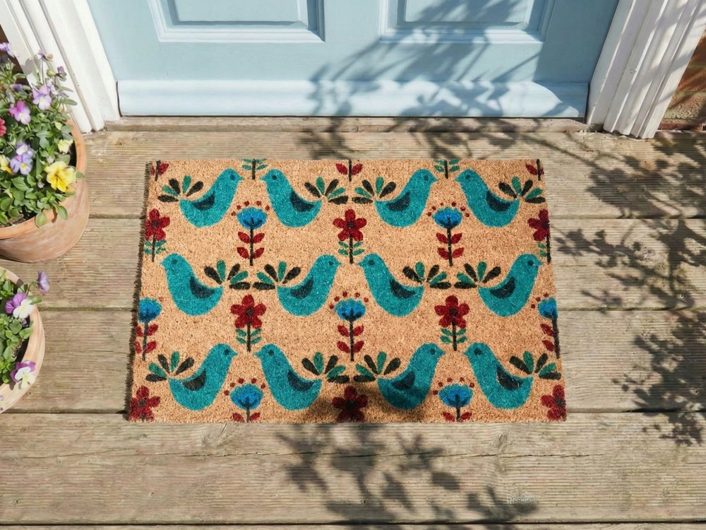 Beliani Durų kilimėlis TANANA spalvotas 45 x 75 cm paukščiai kokoso pluoštas