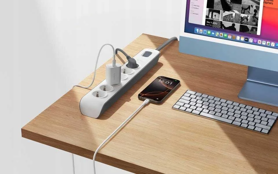 Belkin 650J, 6 Schuko lizdai, 2m
