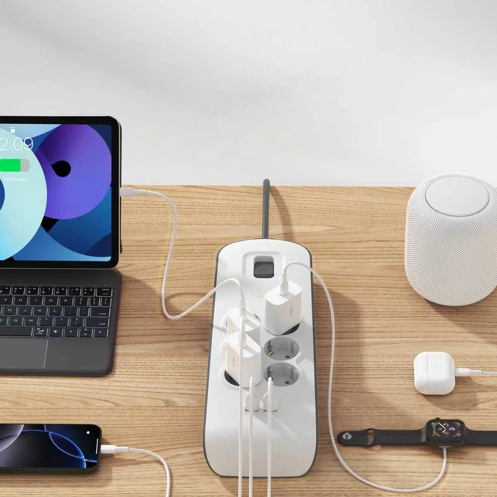 Belkin 650J, 6 Schuko lizdai, 2x USB-A, 2m