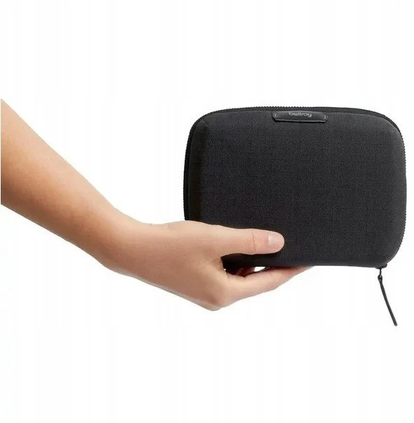 Bellroy Tech Kit Compact – mobiliųjų priedų organizatorius (juodas)