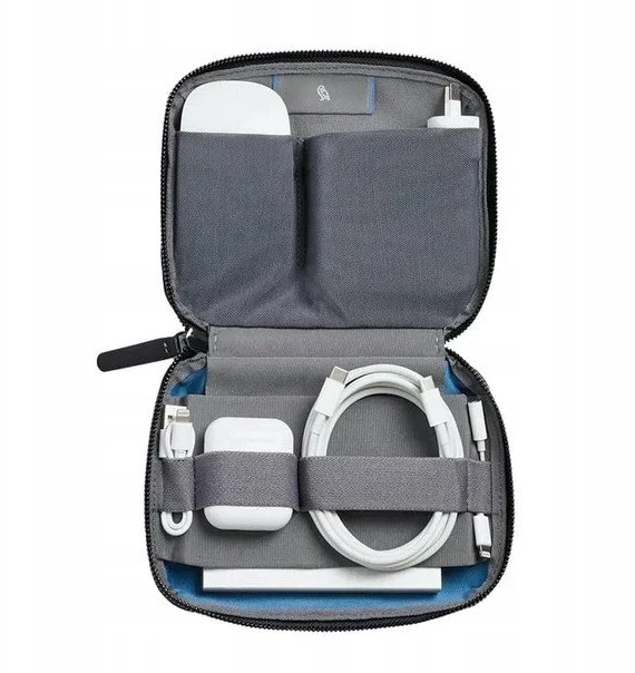 Bellroy Tech Kit Compact – mobiliųjų priedų organizatorius (juodas)
