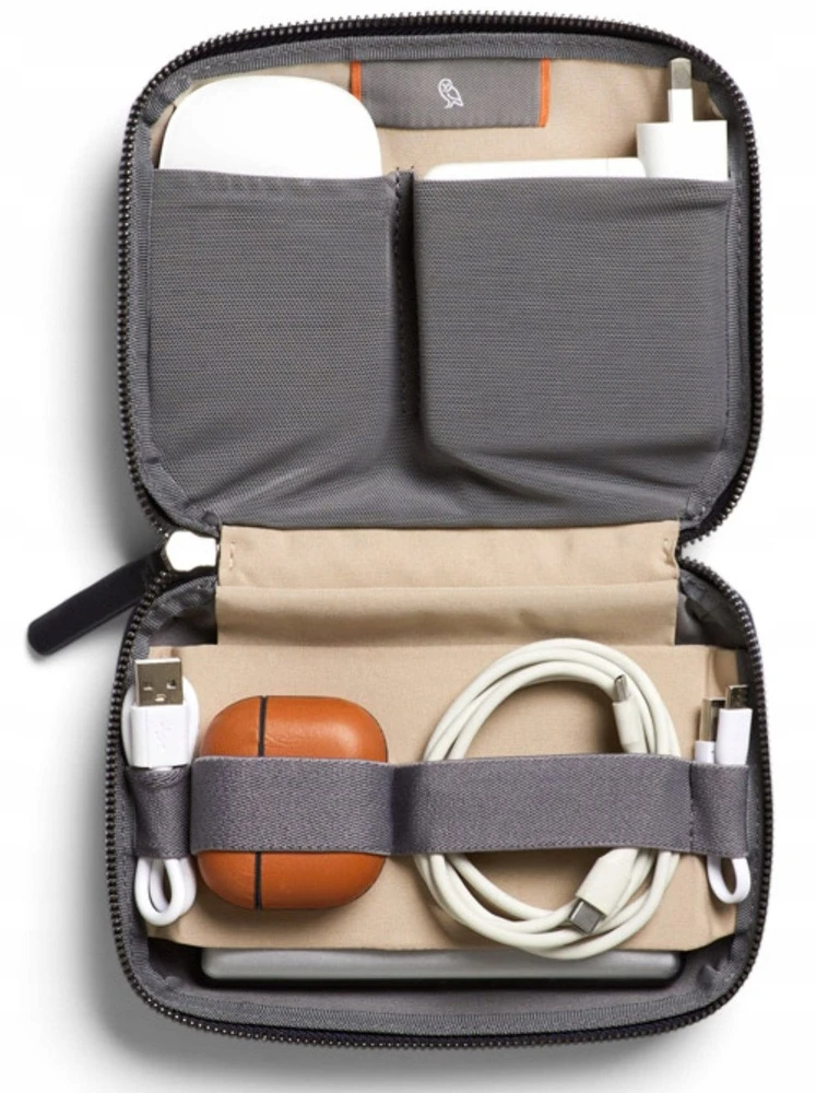 Bellroy Tech Kit Compact – mobiliųjų priedų organizatorius (tamsiai mėlynas)