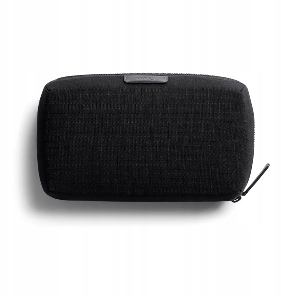 „Bellroy Tech Kit“ – mobiliųjų priedų organizatorius (juodas)