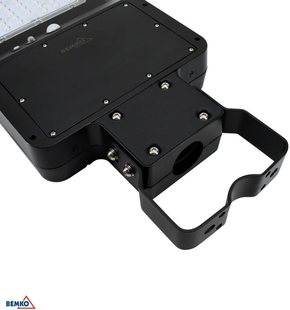 Bemko SOLARNA OPRAWA ULICZNA LED SOLGER 40W 6000LM 3000/4000/6000K IP65 Juoda CZ. PIR