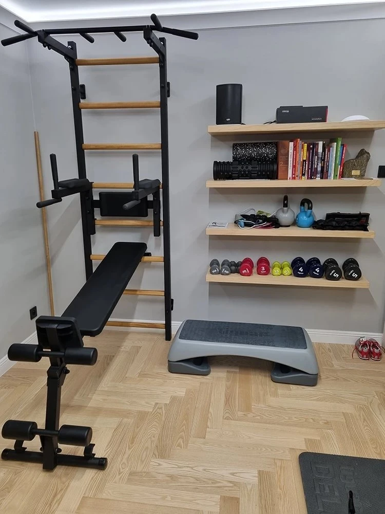BenchK Gimnastikos laipteliai + metalinis skersinis + lygiagretės + suoliukas juodas