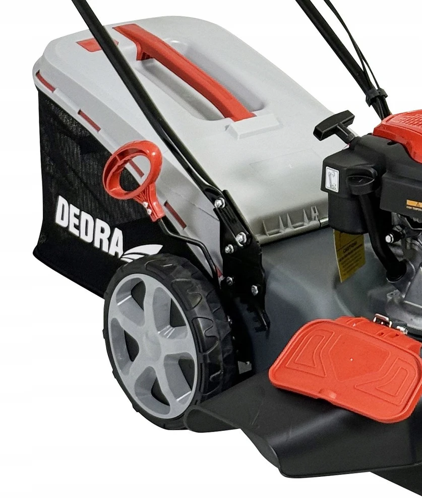 Dedra Benzininė savaeigė vejapjovė Z NAPÄDEM 46CM 3.6KW 2 OSTRZA