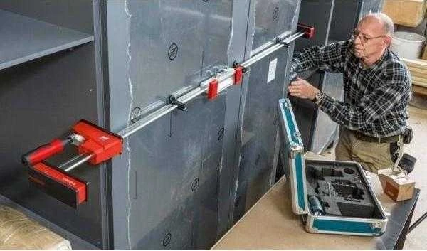 Korpusiniai spaustuvai BESSEY KRE125-2K